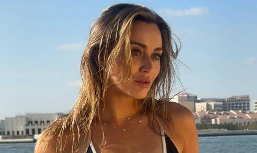 FOTO &Scaron;panjolska milijuna&scaron;ica obara poglede! Sad je pozirala u bikiniju i pokazala vitku liniju