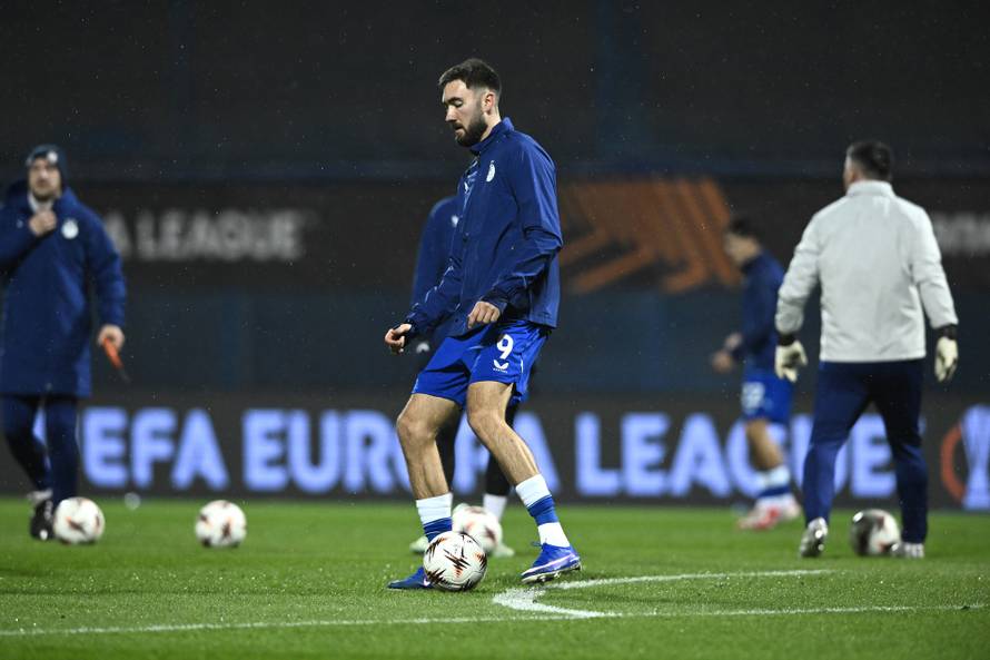 Zagreb: Zagrijavanje igrača uoči početka utakmice Dinamo - Genk 