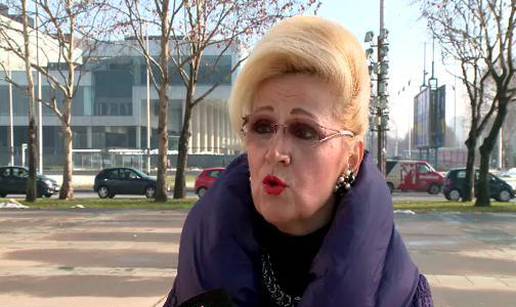 Vesna Balenović već osmi dan prosvjeduje pred zgradom Ine