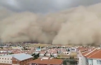 Video: Ogromna oluja u Ankari