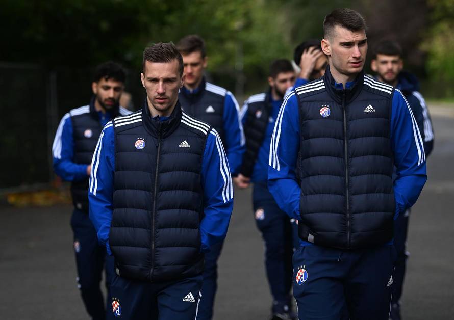 London: Igrači Dinama prošetali parkom uoči utakmice protiv Chelsea