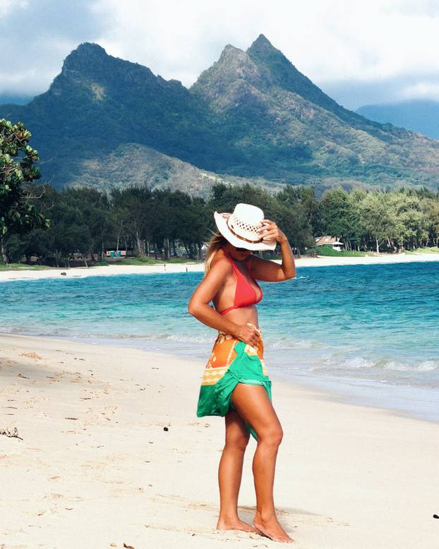 FOTO Kao da je ispala iz raja: Pogledajte nestvarne fotke ove ljepotice s Havaja