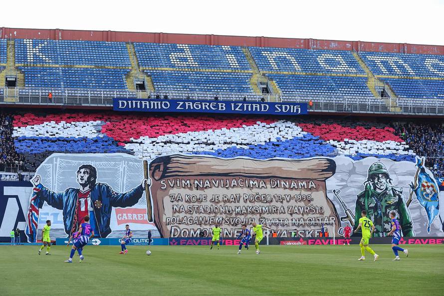 Zagreb: Bad Blue Boysi razvili transparent na tribinama