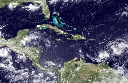 Tropska oluja prijeti Haitiju i Dominikanskoj Republici