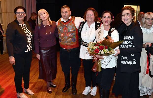 FOTO Žena, majka, kraljica! Ovo je naša najuzornija seoska žena