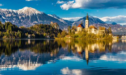 Nezaboravna jesen u Sloveniji: Otkrijte ljepotu Dežele u pokretu uz dašak glamura