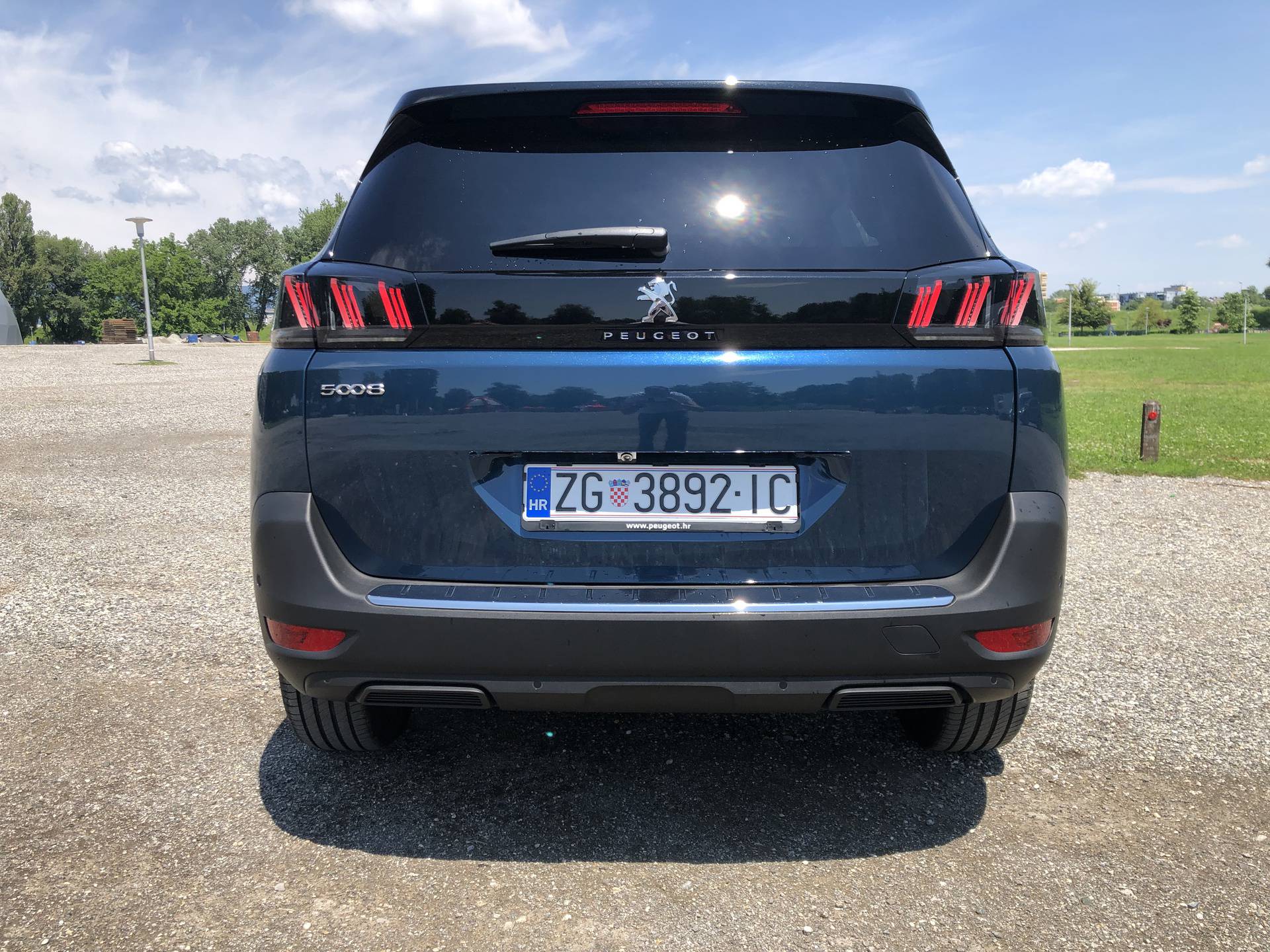 Peugeot 5008, atraktivan i dobar SUV idealan za putovanja