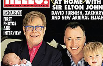 Elton John upisan kao tata, a D. Furnish kao mama djeteta