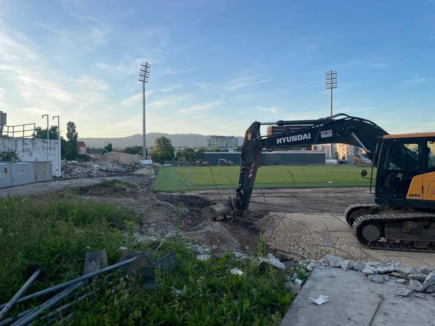 FOTO Stadiona u Kranjčevićevoj više nema! Srušili ga do temelja