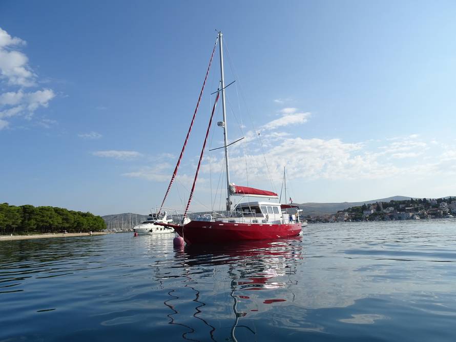 Misterij potonule jedrilice kod Žirja: Gdje je nestala posada?