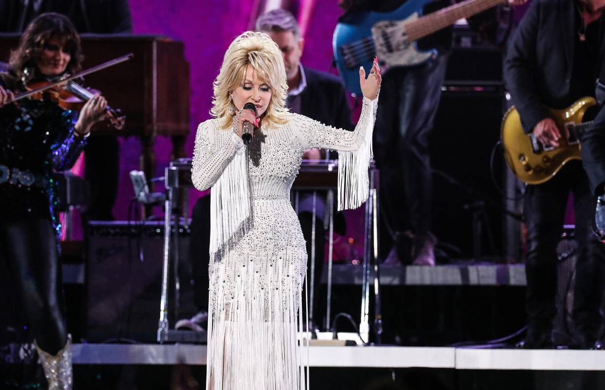 Dolly Parton ispričala mračnu stranu glazbene industrije: 'Svi se trude ukrasti tvoje pjesme'