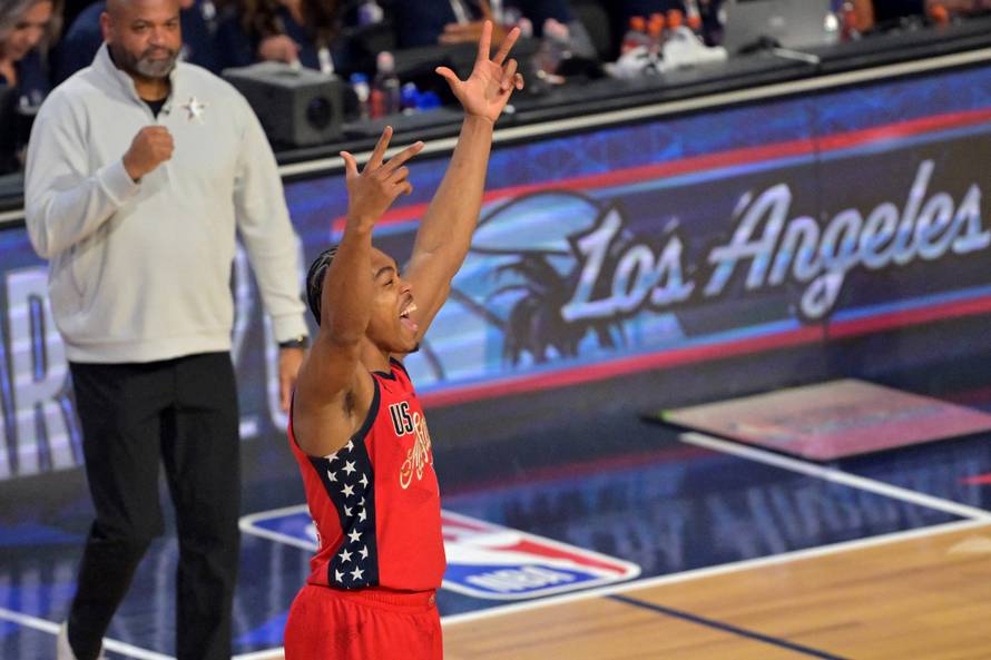 VIDEO Jokić ostao kratak u LA-u, suigrač promašio produžetak