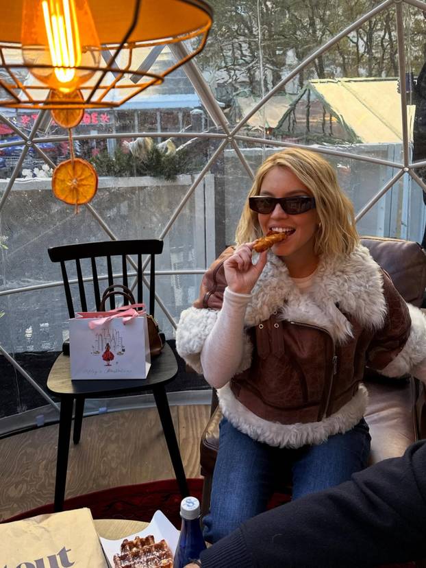 ŠUŠKA SE Zavela je Modrićevog suigrača: Sydney Sweeney ljubi igrača hrvatskih korijena?!