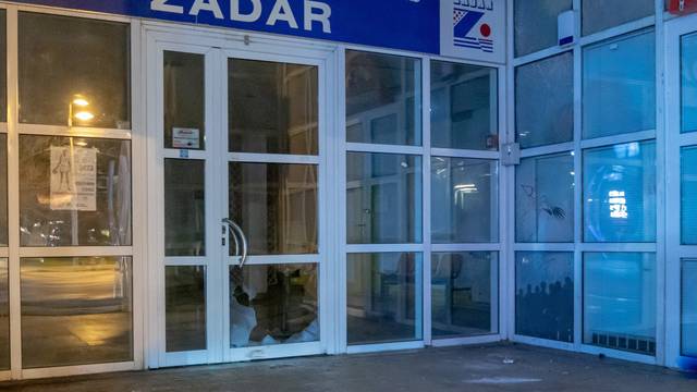 Navijači Zadra izazvali incident na početku sastanka NO KK Zadar s gradskim vijećnicima