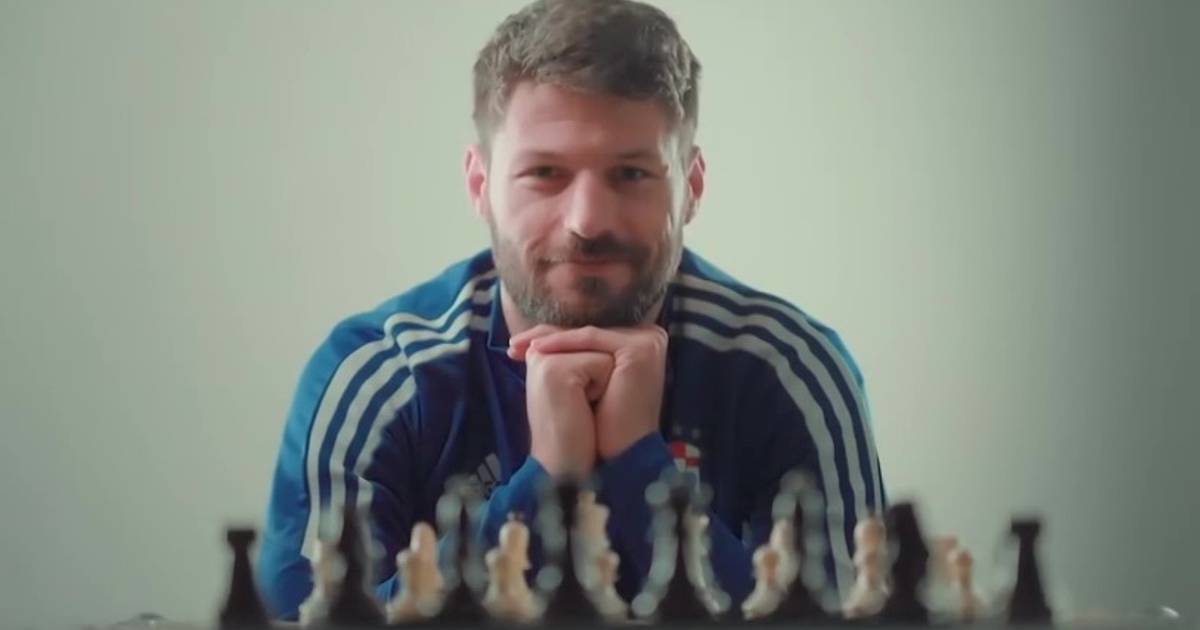 Petković: Nisam kao Ronaldo da stojim u šesnaestercu i zabijam