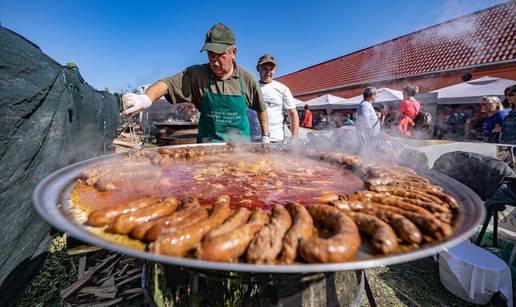 Paprika fest u Lugu: 'Crveno baranjsko zlato' drugi je naziv za najbolju papriku u Hrvatskoj