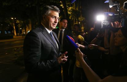 Plenković želi slabe ministre samo da bi on ispadao spasitelj