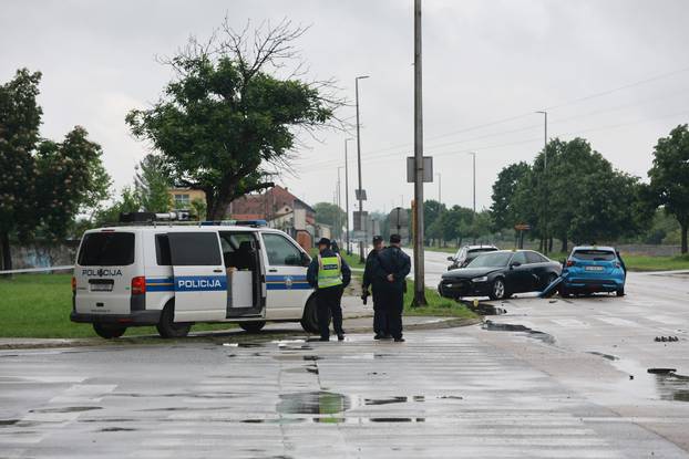 Teška nesreća u Županji, sudarila se tri vozila, jedna osoba poginula