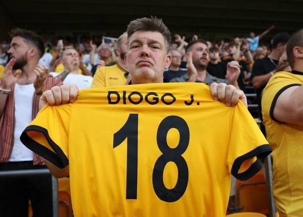 Premier League - Wolverhampton Wanderers v Manchester City