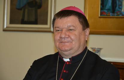 Biskup Huzjak u lovu puškom ranio lovca i teško ga ozlijedio