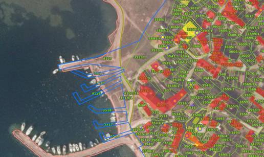 Očajni stanovnici i vikendaši Krapnja: U prirodnoj uvali žele graditi molove i teniske terene