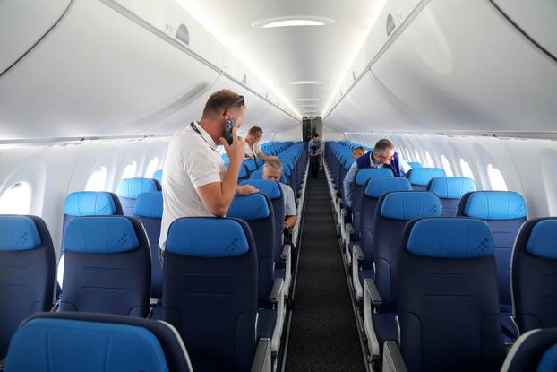 Zagreb: Slijetanje Airbusa A220, novog zrakoplova Croatia Airlinesa