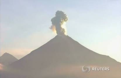 Eruptirao vulkan u Meksiku! Okolna sela prekrio pepeo