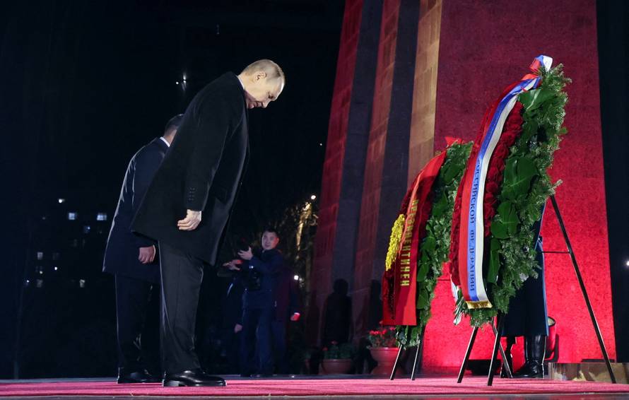 Russian President Vladimir Putin visits Bishkek