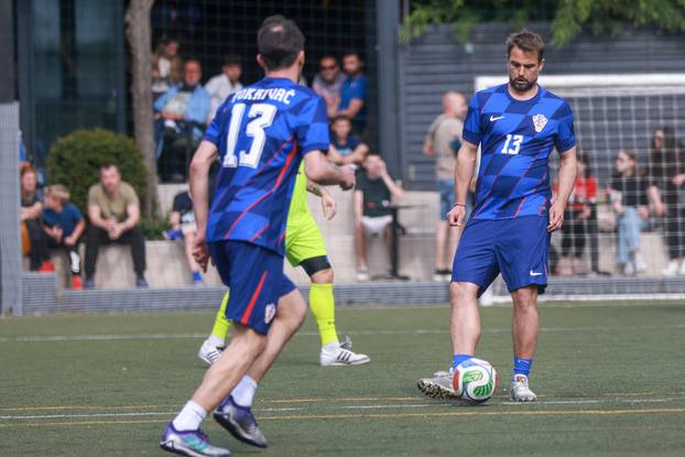 Zagreb: Revijalna utakmica legendi Dinama i hrvatske nogometne reprezentacije u čast Nikole Pokrivača