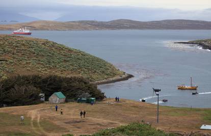 Ribarski brod potonuo kod Falklandskih otoka, poginulo šestero ljudi, a 7 ih je nestalo?