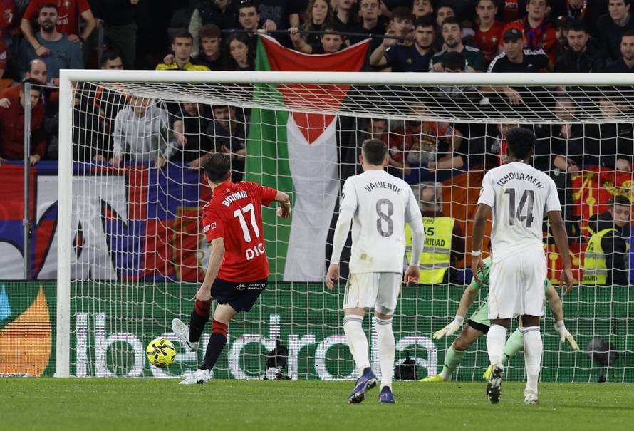 LaLiga - Osasuna v Real Madrid