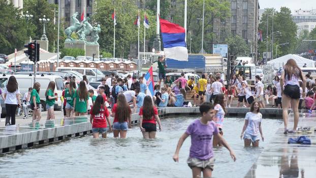 Beogradski maturanti proslavili zadnji dan škole