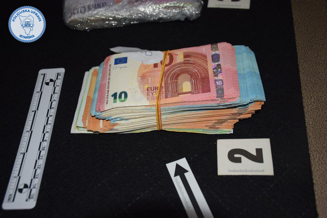 Razbili mrežu dilera iz Istre i Zagreba, kod njih su pronašli više od 30 kilograma droge
