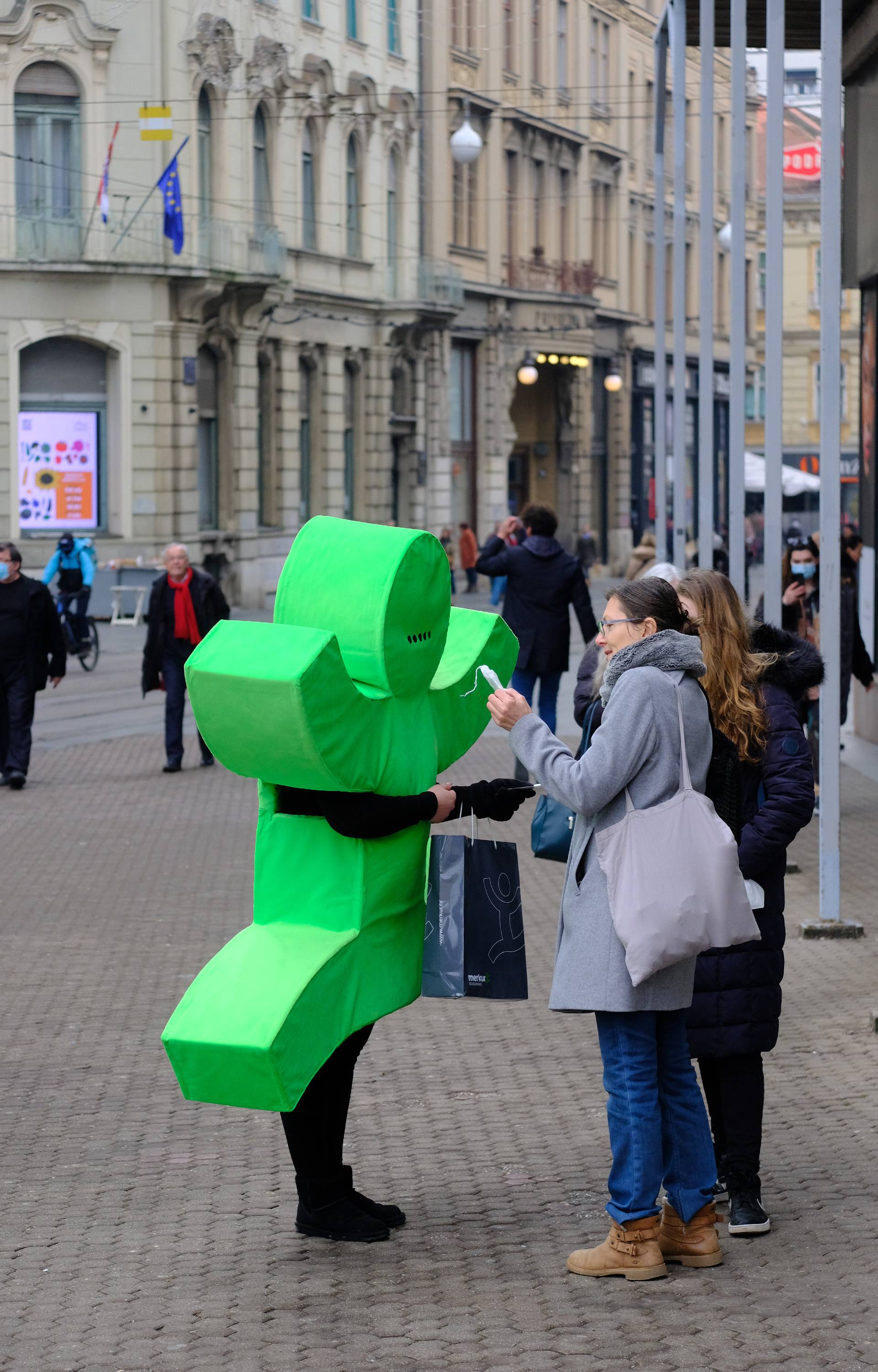 U inat najdepresivnijem danu u godini, jučer se u centru Zagreba dijelila – sreća!