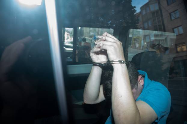 Zagreb: Dovođenje uhićenih iz KB Sveti Duh 