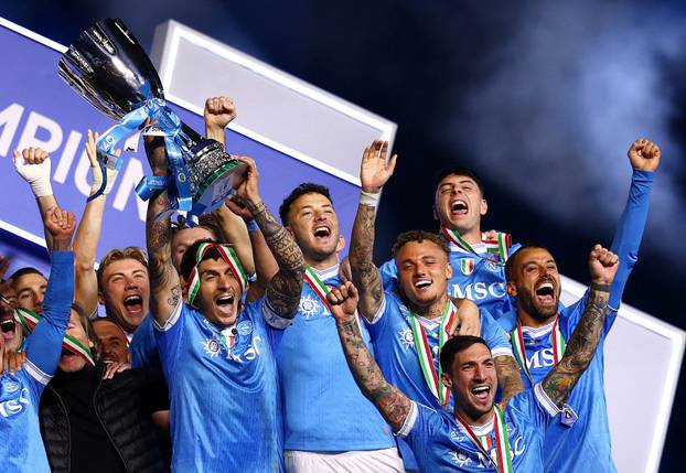 Supercoppa Italiana - Final - Napoli v Bologna