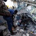 Najmanje 724 ljudi poginulo je u razornom potresu na Haitiju, spasioci pretražuju ruševine...