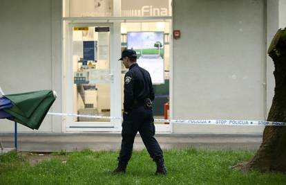 VIDEO Gajnice su pod opsadom policije nakon oružane pljačke: 'Nije mi svejedno, bojim se sad'