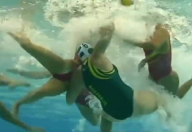 FOTO Što vaterpolistice rade pod vodom? 'Ako i pukne, igraš'