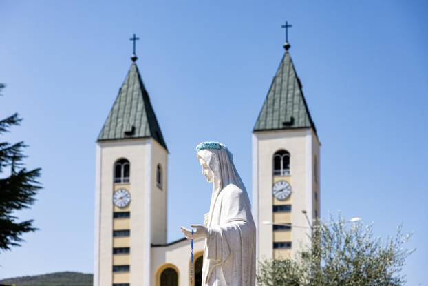 Međugorje: Oskvrnut Gospin kip na brdu ukazanja