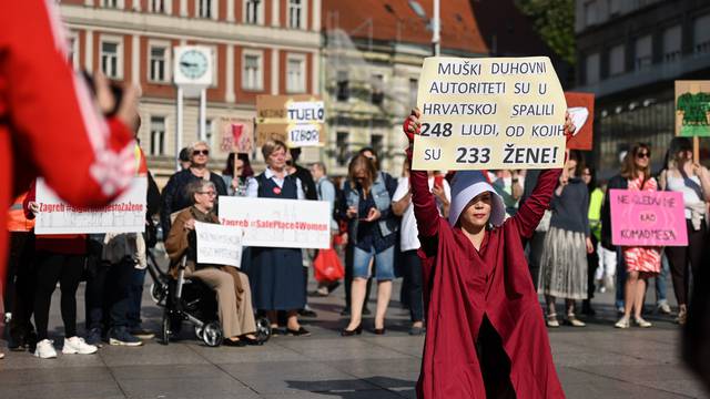 Molitelje krunice na glavnom zagrebačkom  trgu dočekao  kontraprosvjed ...