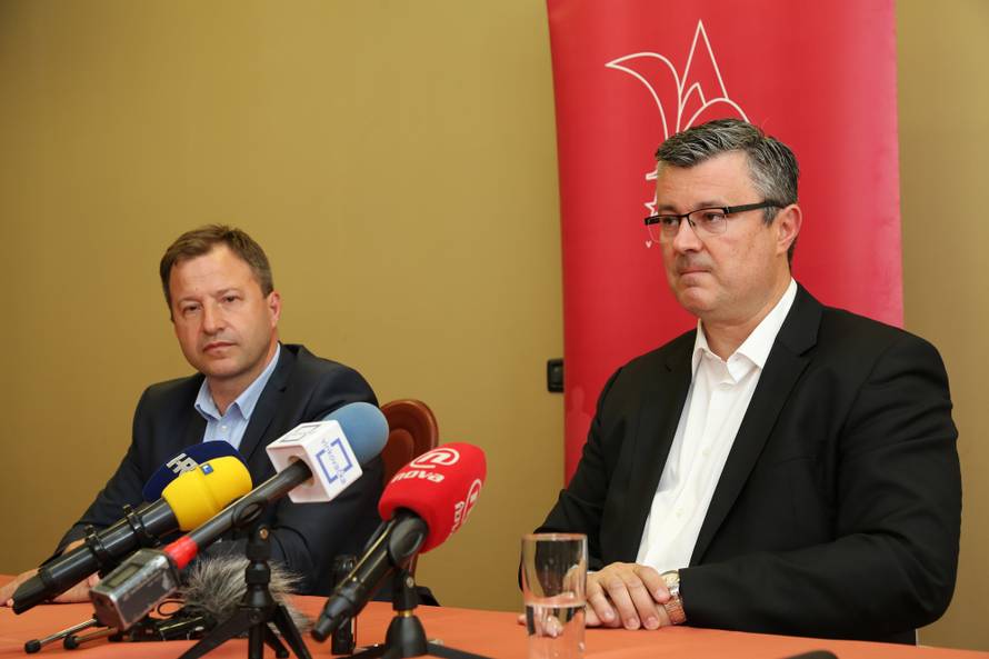 Tim: Ne vraćam se u politiku. Most je uz mene bio do kraja