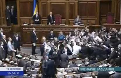 Zastupnici u parlamentu u Ukrajini se potukli zbog jezika