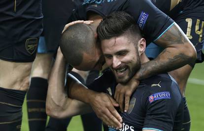 Giroud je "razbio" Olympiakos, Gent i Dinamo Kijev prošli dalje