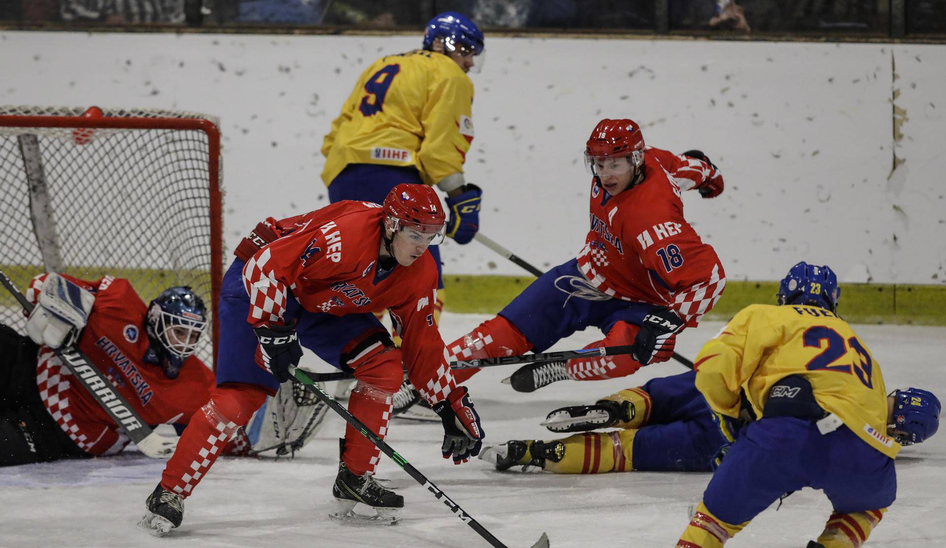 Zagreb: Svjetsko prvenstvo Divizije II skupine A u hokeju na ledu: Hrvatska - Španjolska