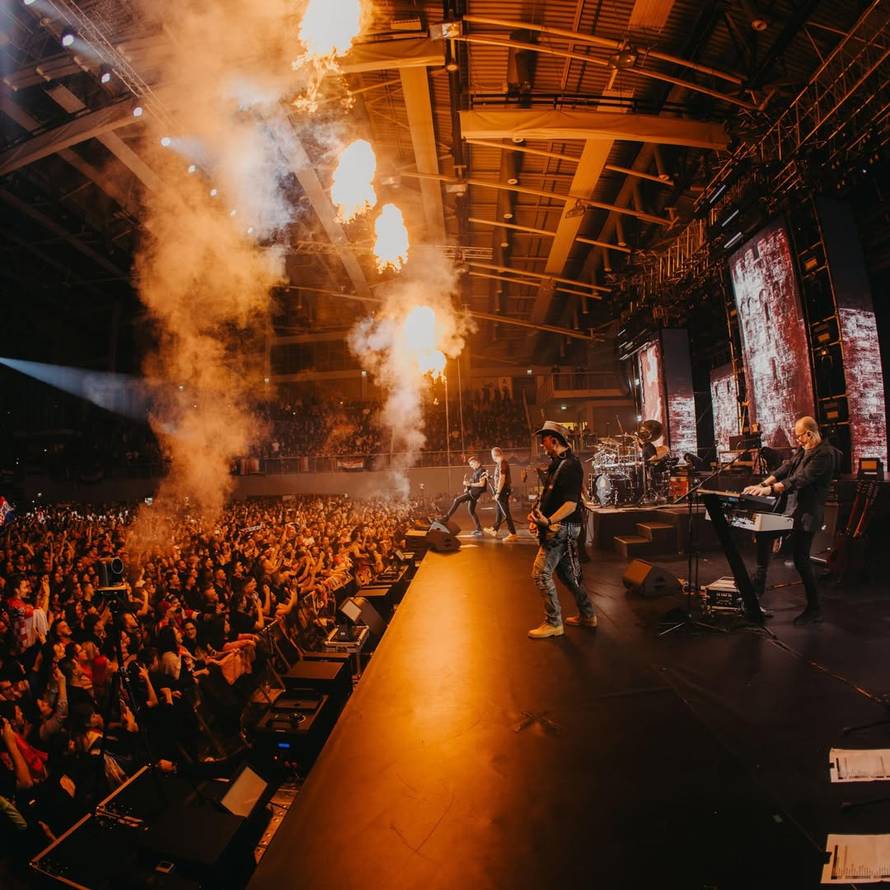 Thompson u Poreču viknuo 'Za dom', publika: 'Spremni'!