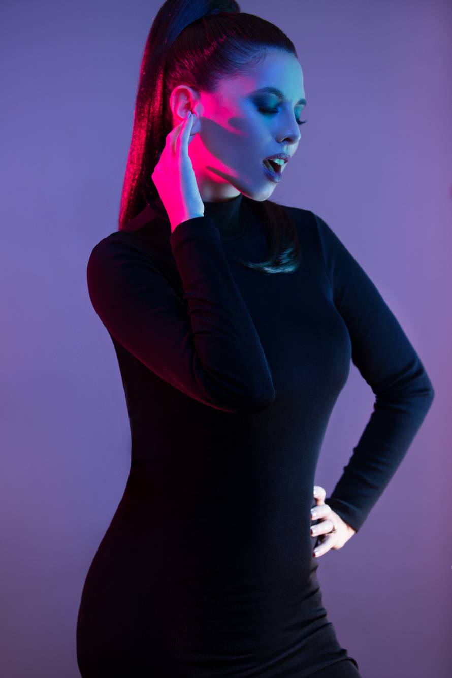 Nives pokazala obline u novom spotu: 'Neka muškarci kukaju'