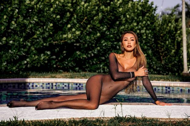 EXCLUSIVE: Mike Tyson selling Ł1,760 silver toy duck – after claiming he was the “ugly” duckling as a kid