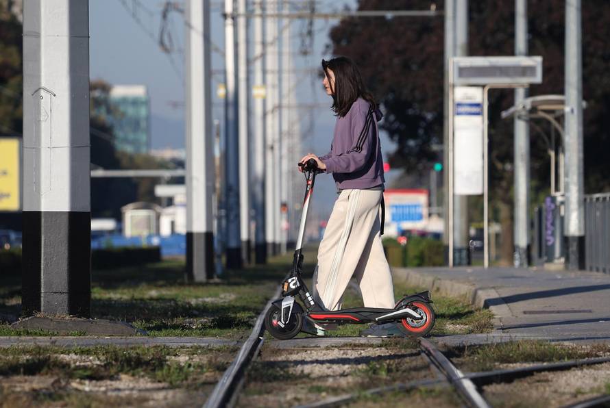 Zagreb: Novi Zagreb tijekom drugog dana štrajka radnika Zagrebačkog holdinga