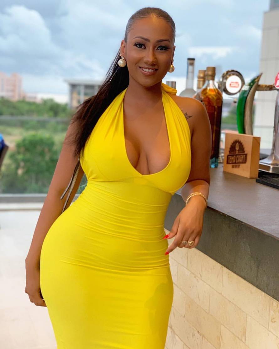 Birala je starije samce i uzela im je preko 2 milijuna dolara. Neke uspjela uvjeriti da su se vjenčali